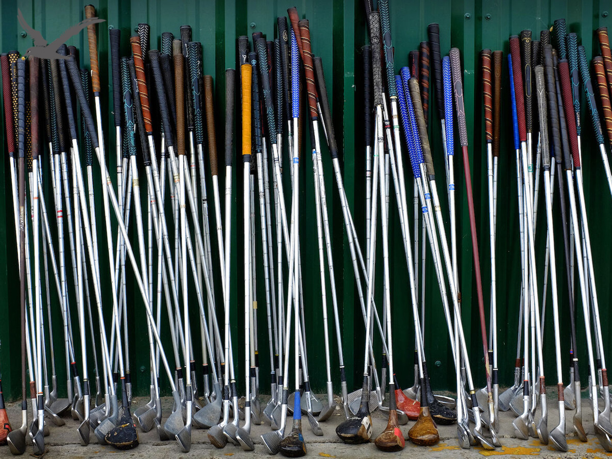 Làm thế nào để chọn đúng vật liệu trục golf và độ cứng cấp độ?